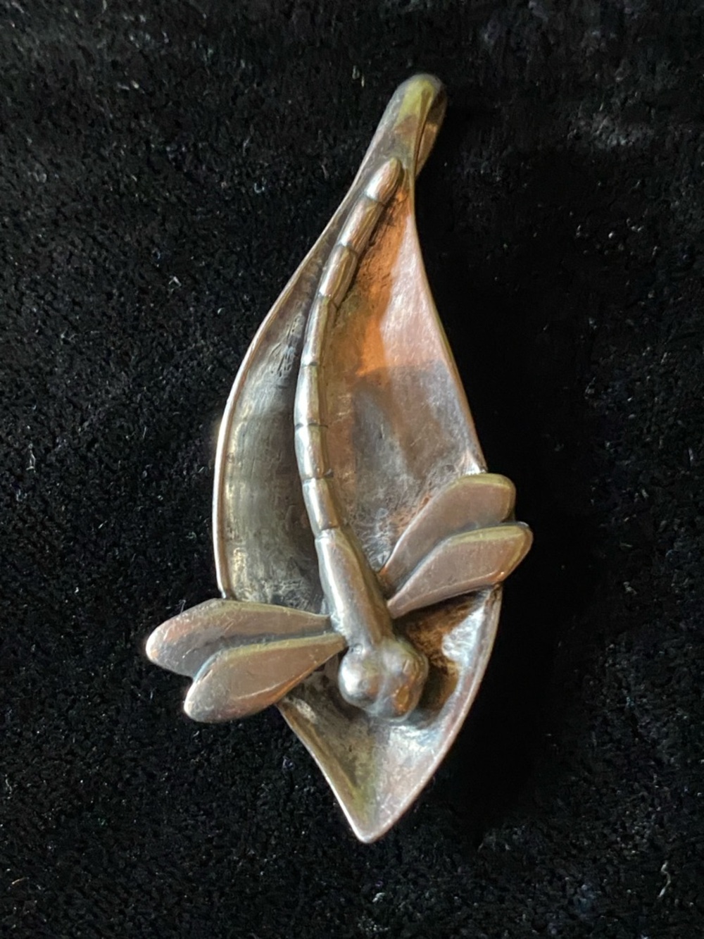 Hand Crafted Silver-Tone Dragonfly Leaf Pendant